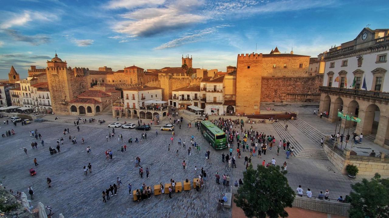 Hostal Martes Caceres Plaza Mayor - Tercer Piso Sin Ascensor Eksteriør bilde